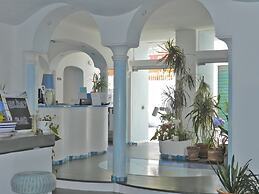 Hotel Holiday