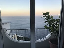 Hotel Holiday