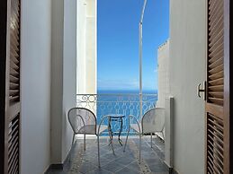 Hotel Holiday