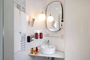 Hotel Trianon Rive Gauche