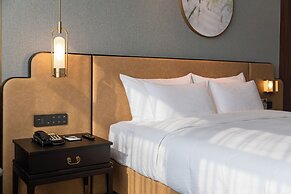 Dong Fang Hotel Guangzhou