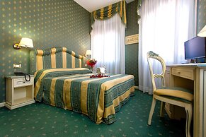 Hotel Conterie