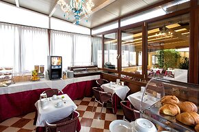 Hotel Conterie