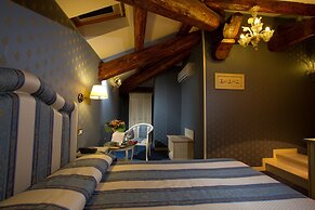 Hotel Conterie