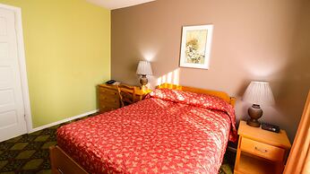 James Bay Inn Hotel & Suites