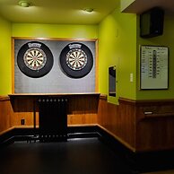 James Bay Inn Hotel & Suites