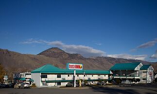 Scott's Inn and Suites