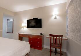 Scott's Inn and Suites