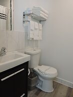 Almo Court Motel