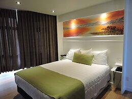 Almo Court Motel