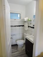 Almo Court Motel