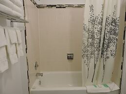 Almo Court Motel
