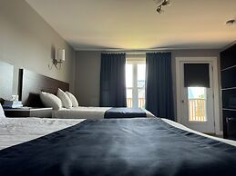 Hotel Motel Fleur De Lys