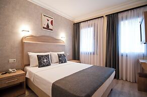 Artefes Hotel Old City