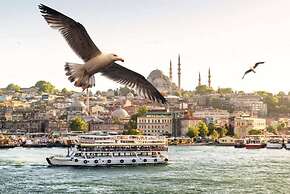 Artefes Hotel Old City