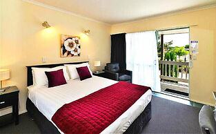 Accolade Lodge Motel