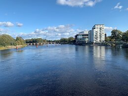 Best Western Hotel River C