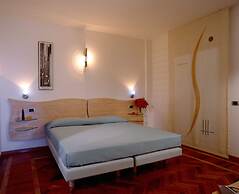 Alfredo Hotel