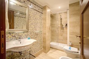 Aurelius Art Gallery Hotel