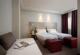 Smart Hotel Holiday