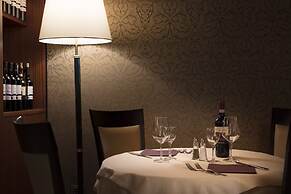 Smart Hotel Holiday