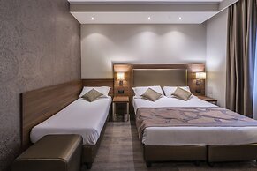 Smart Hotel Holiday