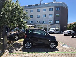 Smart Hotel Holiday