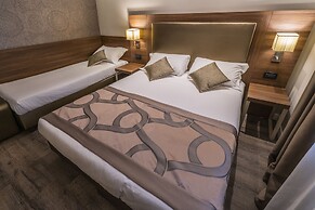 Smart Hotel Holiday