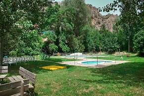 De La Trucha Hotel