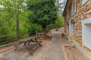 De La Trucha Hotel