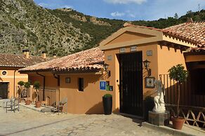 De La Trucha Hotel