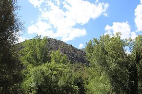 De La Trucha Hotel