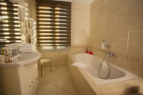 Hotel Royal