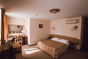 Amaks Safar Hotel