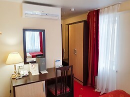 Amaks Safar Hotel