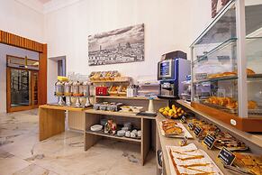 Lilium Hotel
