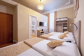 Lilium Hotel