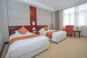 Broadway Mansions Hotel - On the Bund