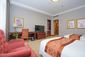 Broadway Mansions Hotel - On the Bund