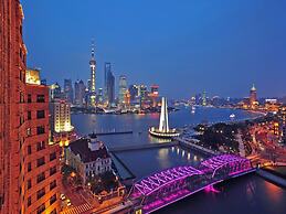 Broadway Mansions Hotel - On the Bund