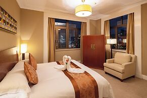 Broadway Mansions Hotel - On the Bund