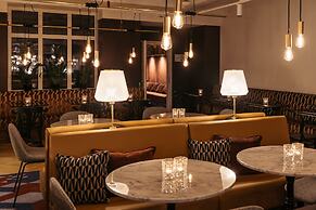 Hotel Schani Salon