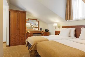 My City Hotel