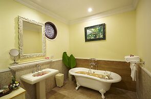 Villa Santi Hotel