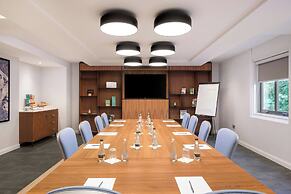 Courtyard by Marriott Glasgow Airport