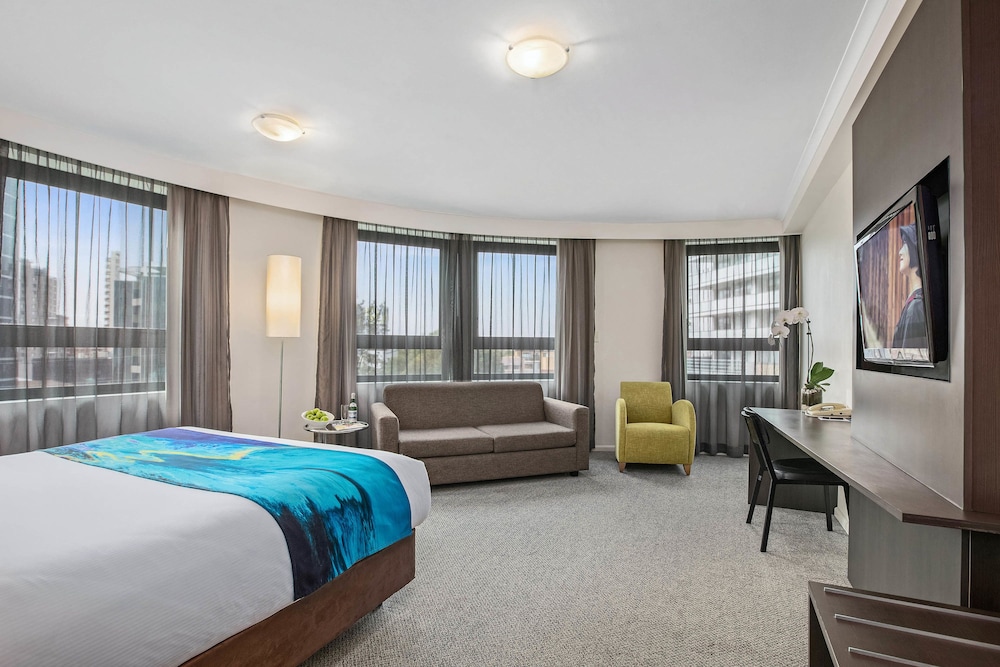 Mantra Parramatta