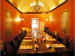 The Garrison Hotel