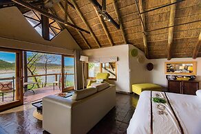 Tau Game Lodge
