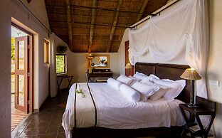 Tau Game Lodge
