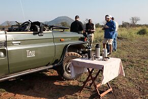 Tau Game Lodge